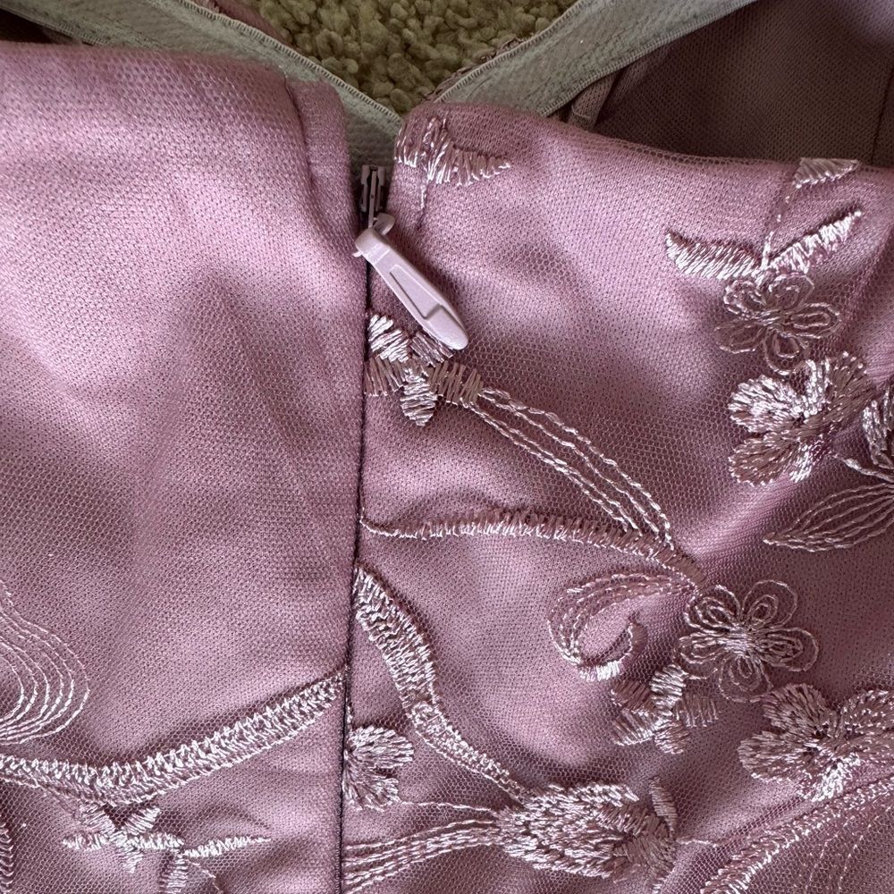 Lulu’s | Floral Cocktail Party Dress | Size: M | EUC - Picture 6 of 7